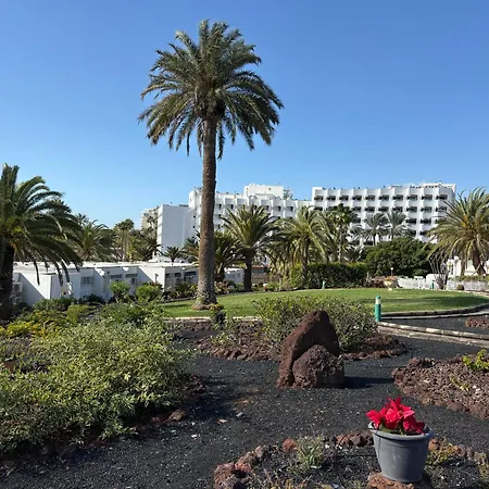 With Direct Sea Promenade Access Daire Maspalomas (Gran Canaria)